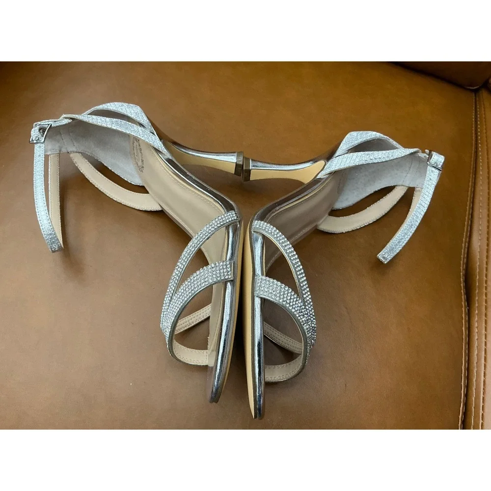 I. Miller Vanny Sandals Womens 9 Silver Rhinestone Ankle Strap Heels